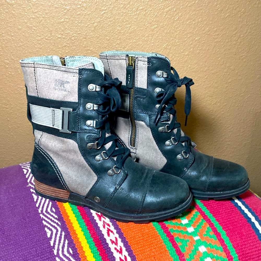 Sorel boots size 9